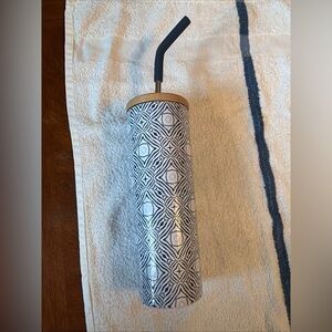 Members Mark White & Blue 9” X 3” Stainless Steel Water Bottle With Straw